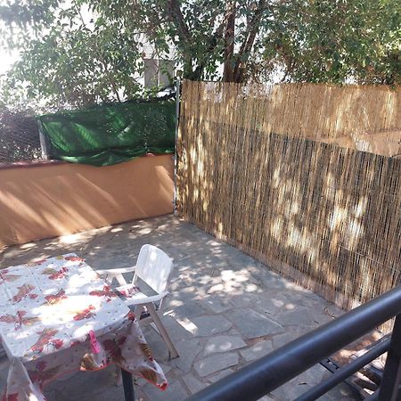 Ferienwohnung Andromache Peraía Exterior foto