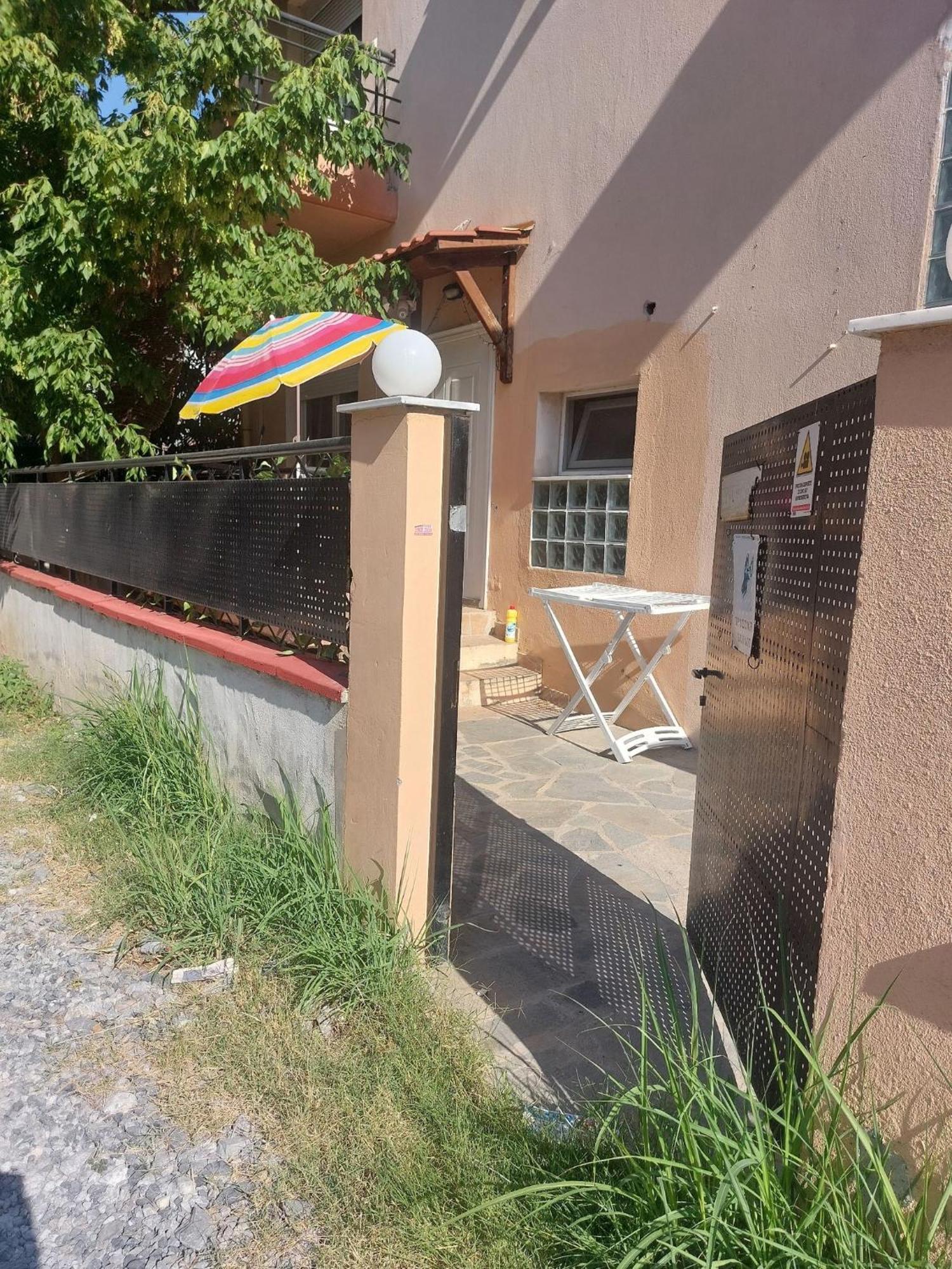 Ferienwohnung Andromache Peraía Exterior foto